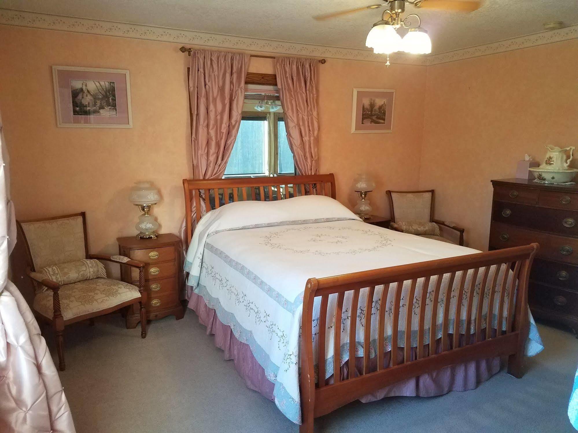 הילי Denali Touch Of Wilderness B&B מראה חיצוני תמונה